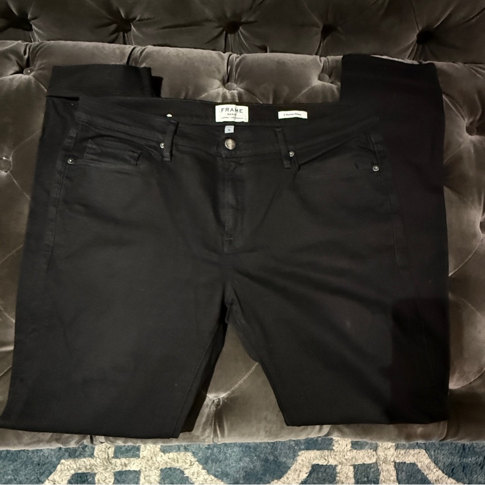 Frame L’Homme Skinny Black Denim Slim Straight Jeans